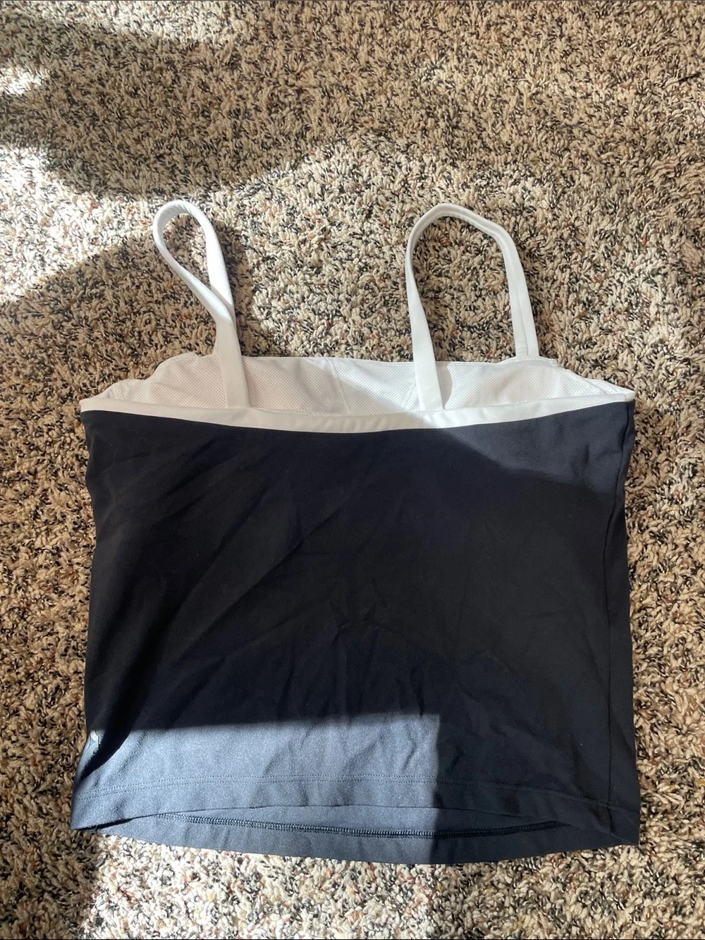 All In Motion Everyday Soft Women’s Black Piped White Cropped Active Top S NWOT - Picture 3 of 3